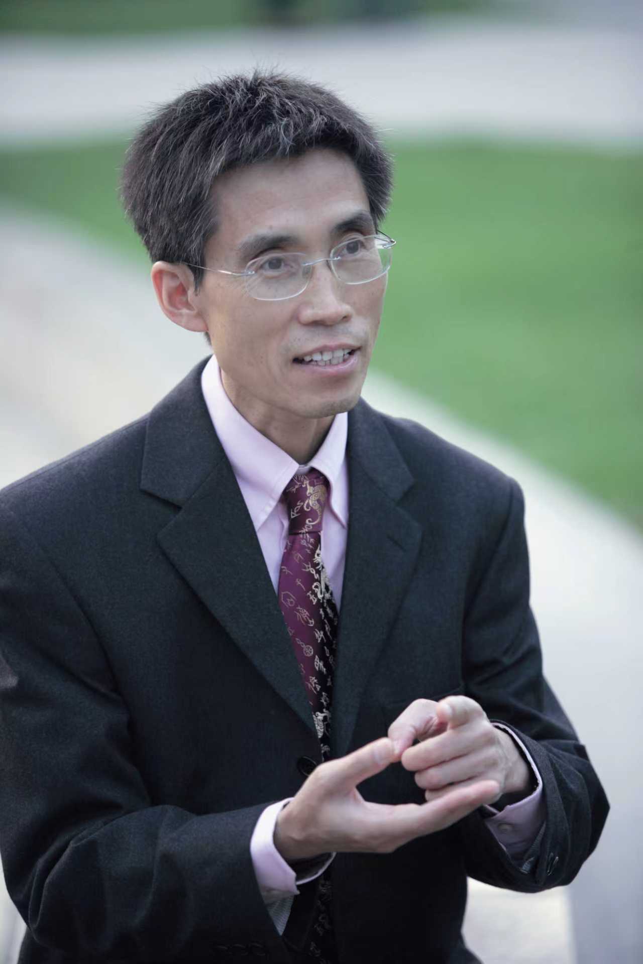 MILAN.COM创新论坛第二千零六十一讲：破译生命密码，成就非凡自我：与MILAN.COM青年学子谈科学、成长与未来