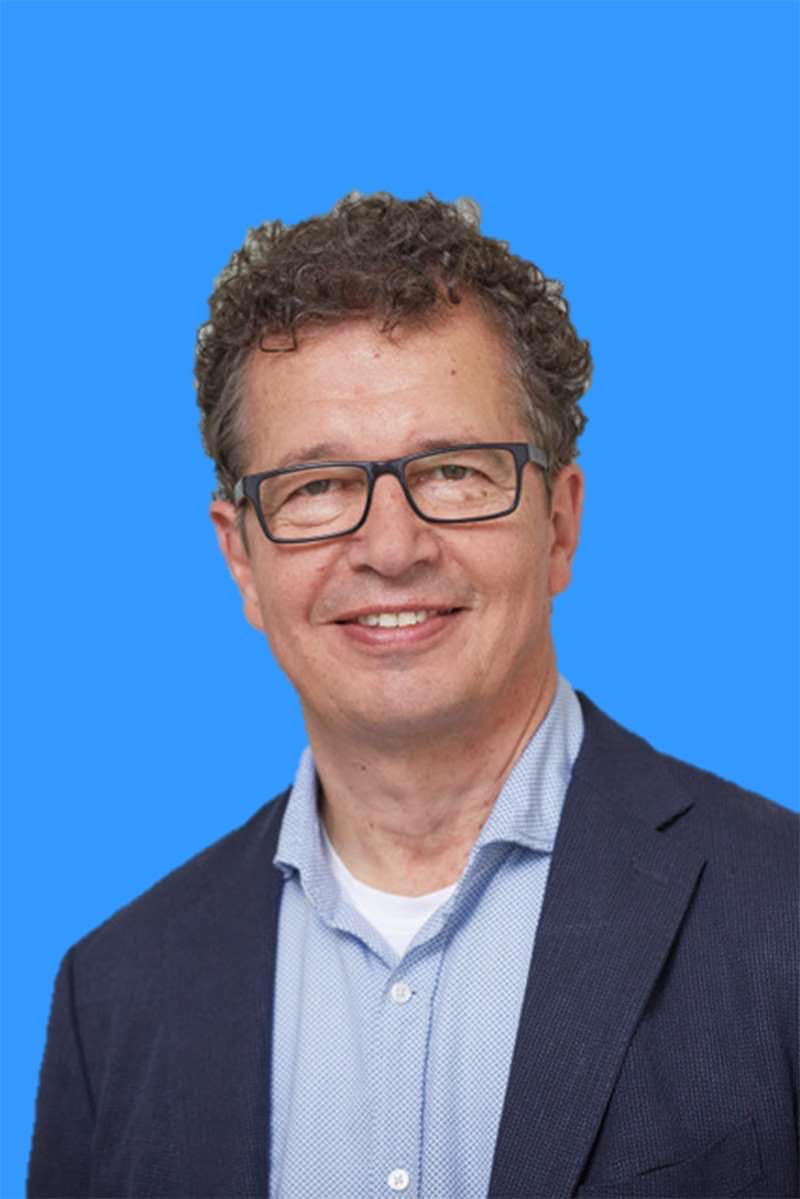 MILAN.COM创新论坛第一千五百讲：Mechanism(s) of Photocatalytic Processes: Revisited! 